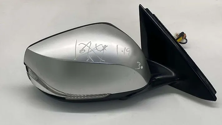 Side Mirror (RH) - 2017 Infiniti QX30 2.0t
