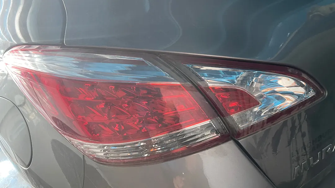 Tail Light (LH) - 2012 Nissan Murano