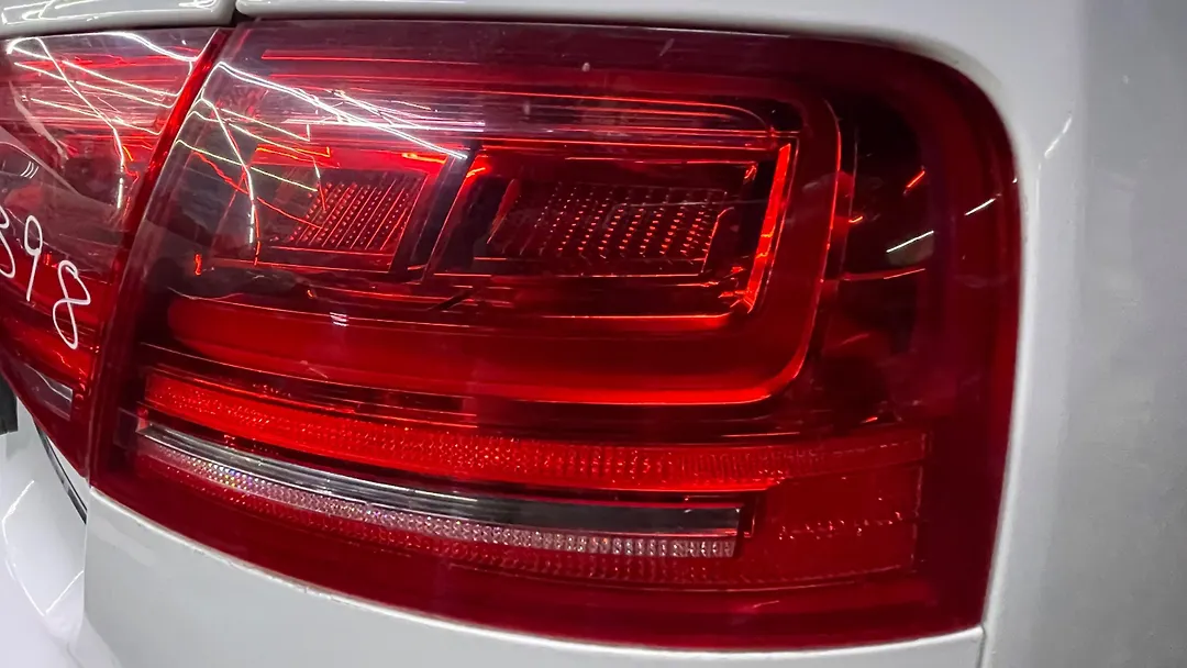 Tail Light (RH) - 2014 Audi A8 L