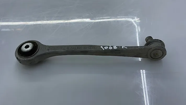 Upper arm (RH) - 2011 Audi A4