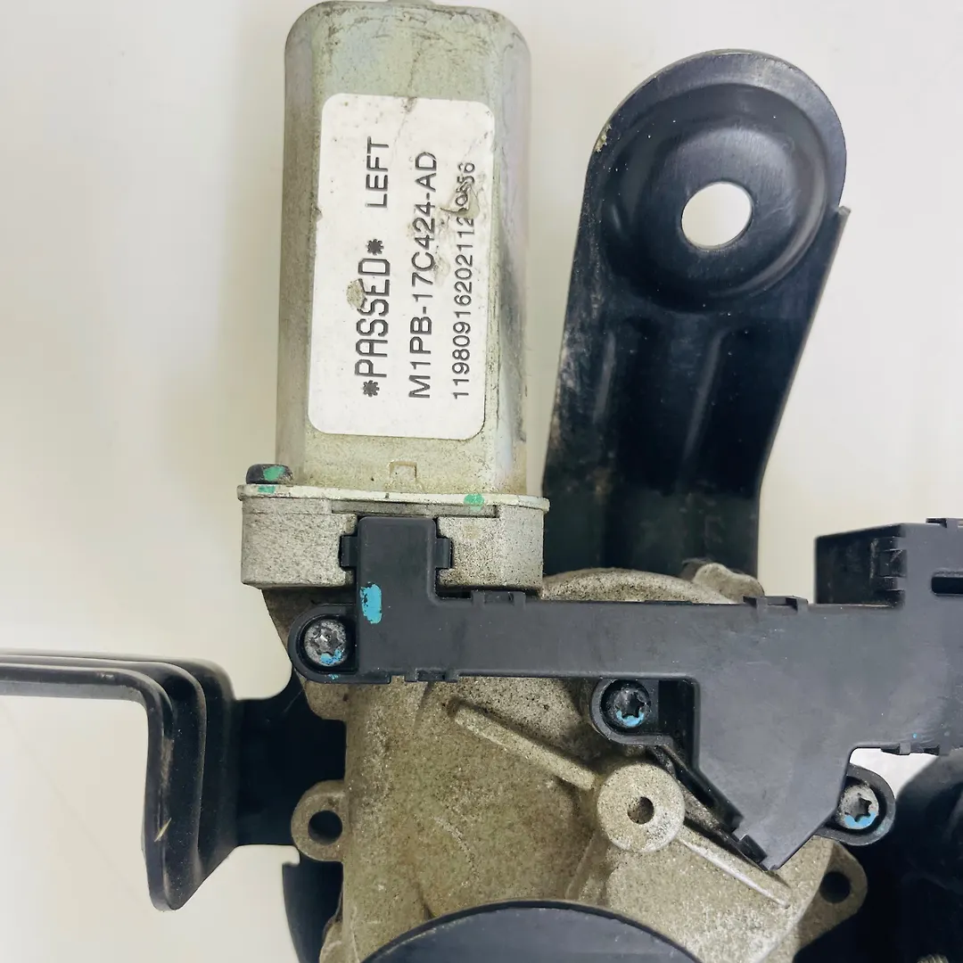 Rear wiper motor - 2022 Chevrolet Traverse LT Leather