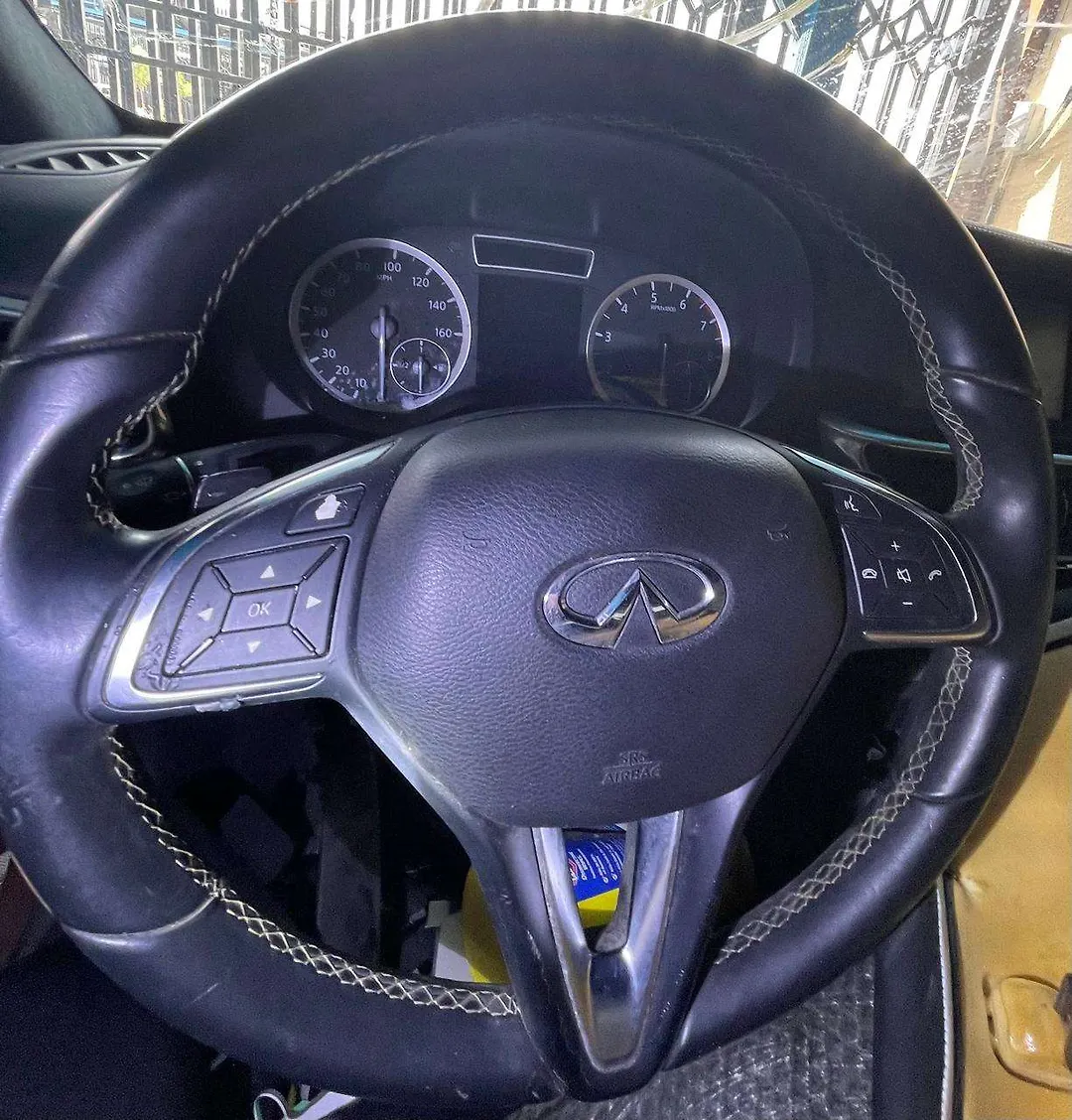 Steering wheel - 2017 Infiniti QX30 2.0t