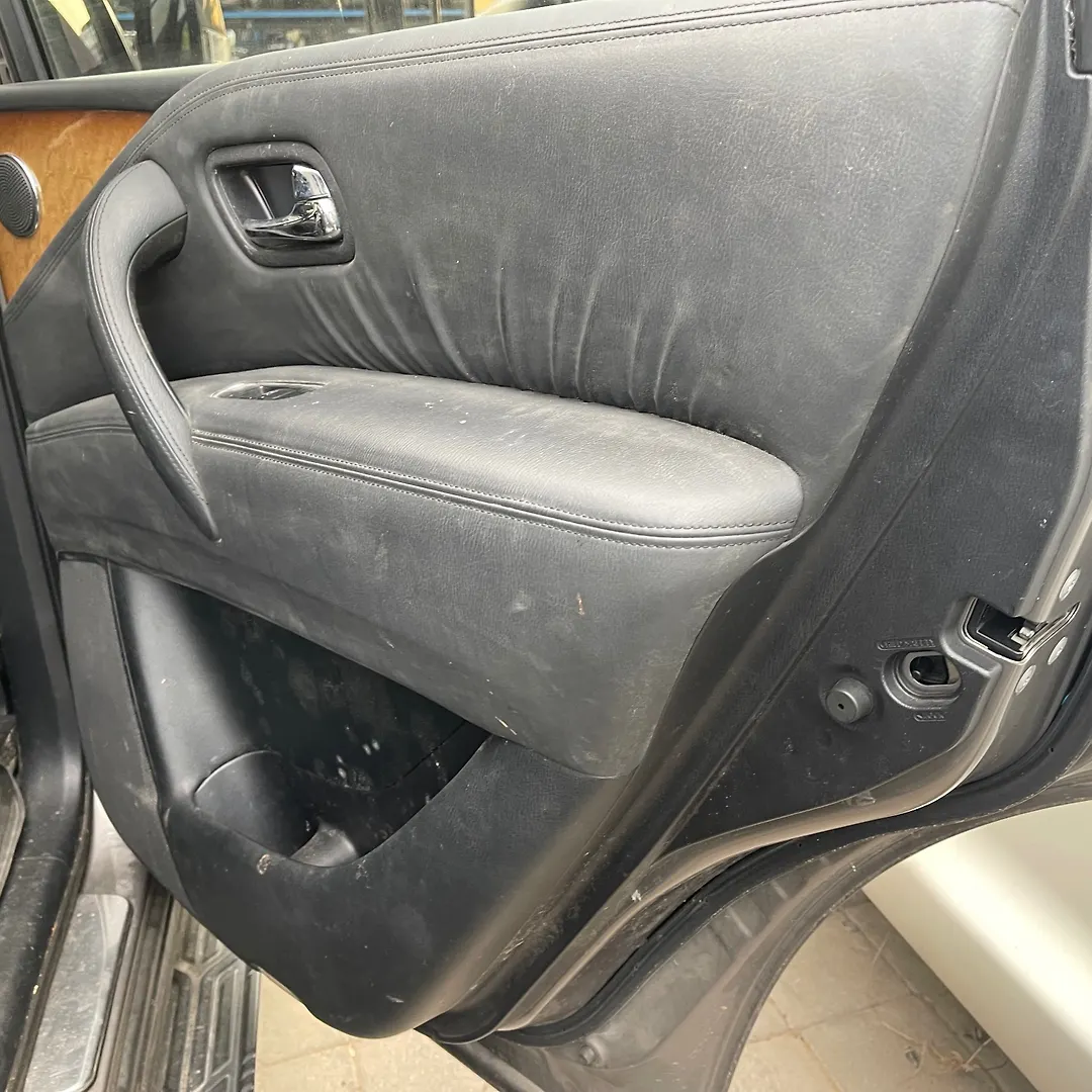 Door (LHB) - 2011 Infiniti QX56 5.6i