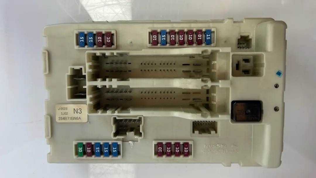 Fuse box - 2015 Infiniti QX50