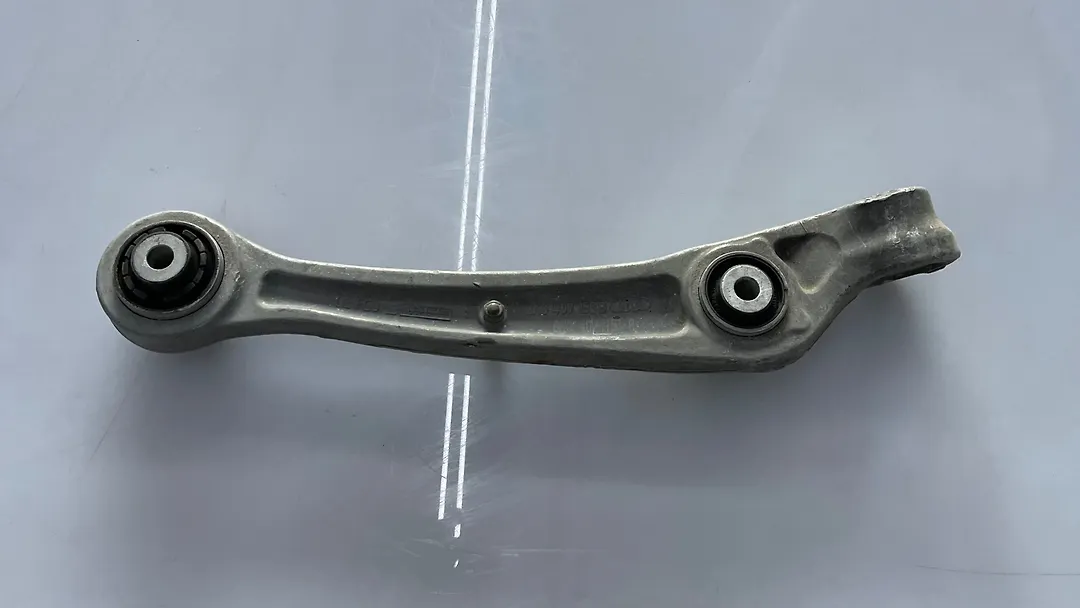 Lower Arm(LHF) - 2010 Audi Q5