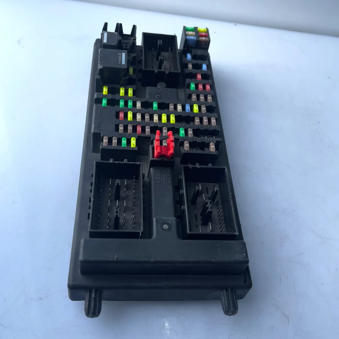 Rear boot fuse Box  - 2013 Jaguar XJ