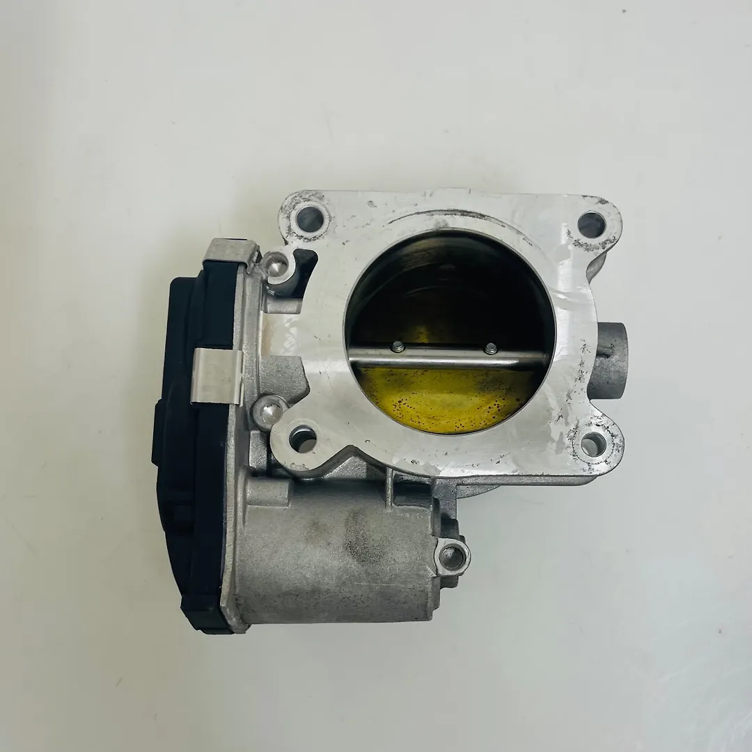 Throttle body - 2018 Chevrolet Traverse LT Cloth