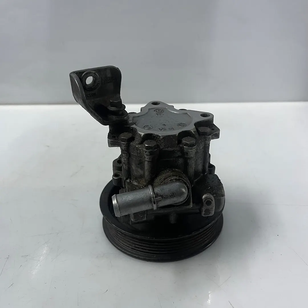 Power steering pump - 2012 Land Rover RANGE ROVER