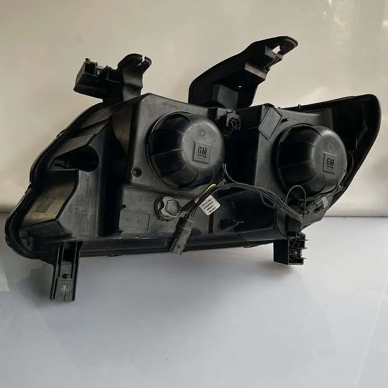Headlight (RH) - 2015 Chevrolet Colorado WORK TRUCK