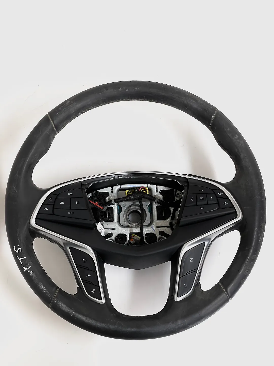 Steering wheel - 2018 Cadillac XT5 Premium Luxury