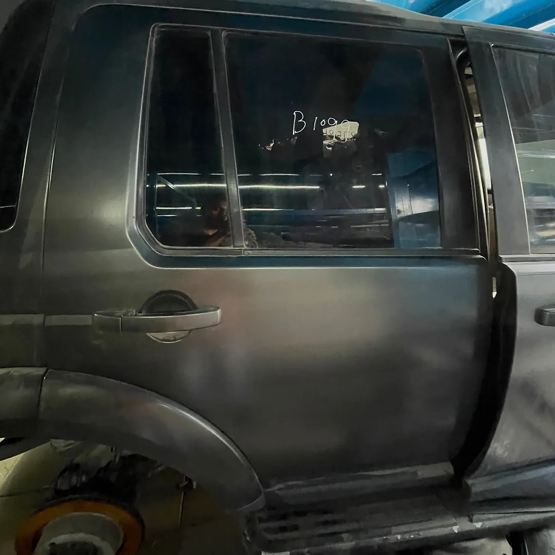 Door (RHB) - 2015 Land Rover LR4