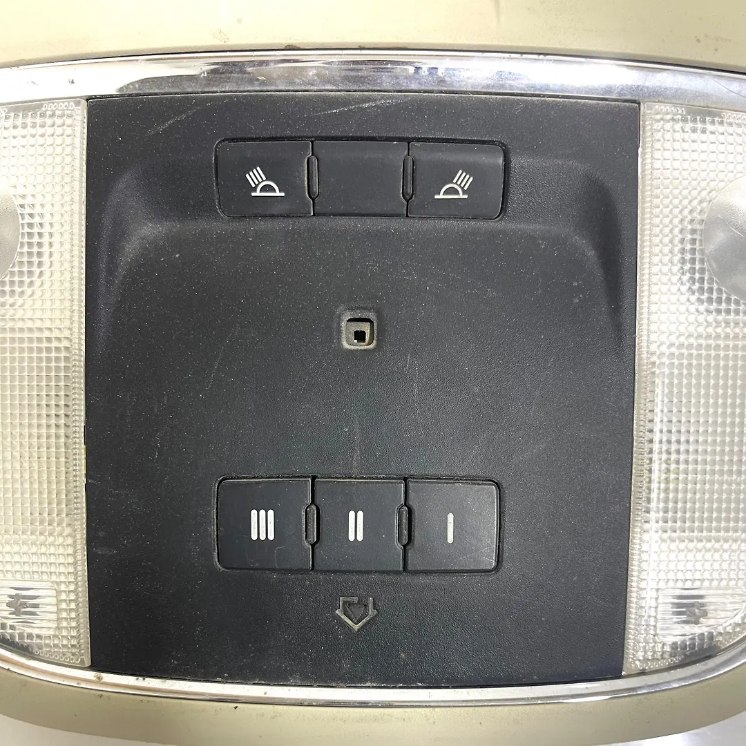 OverHead Console - 2011 Jeep Grand Cherokee LAREDO