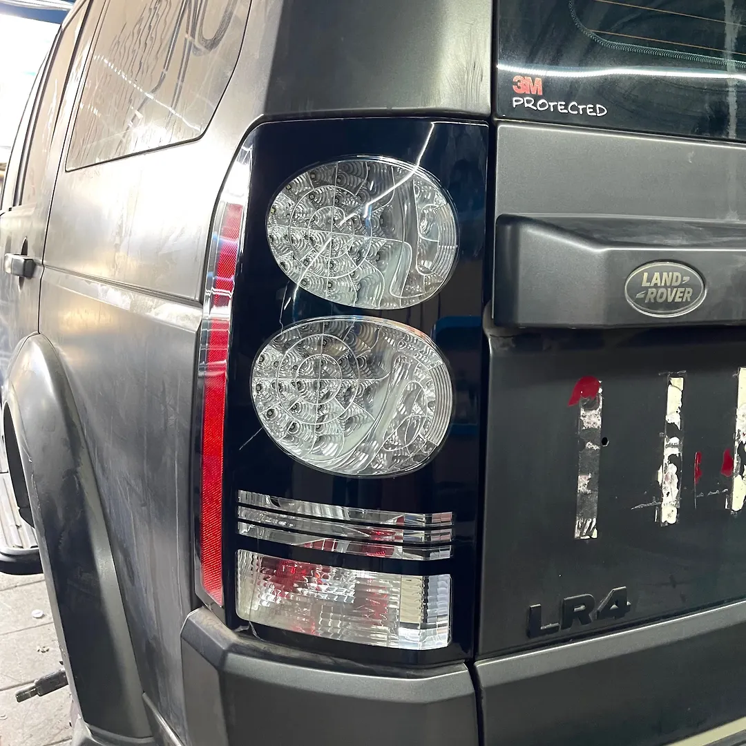Tail Light (LH) - 2015 Land Rover LR4