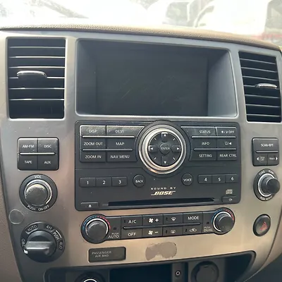 Info-gps-tv screen - 2011 Nissan Armada Armada