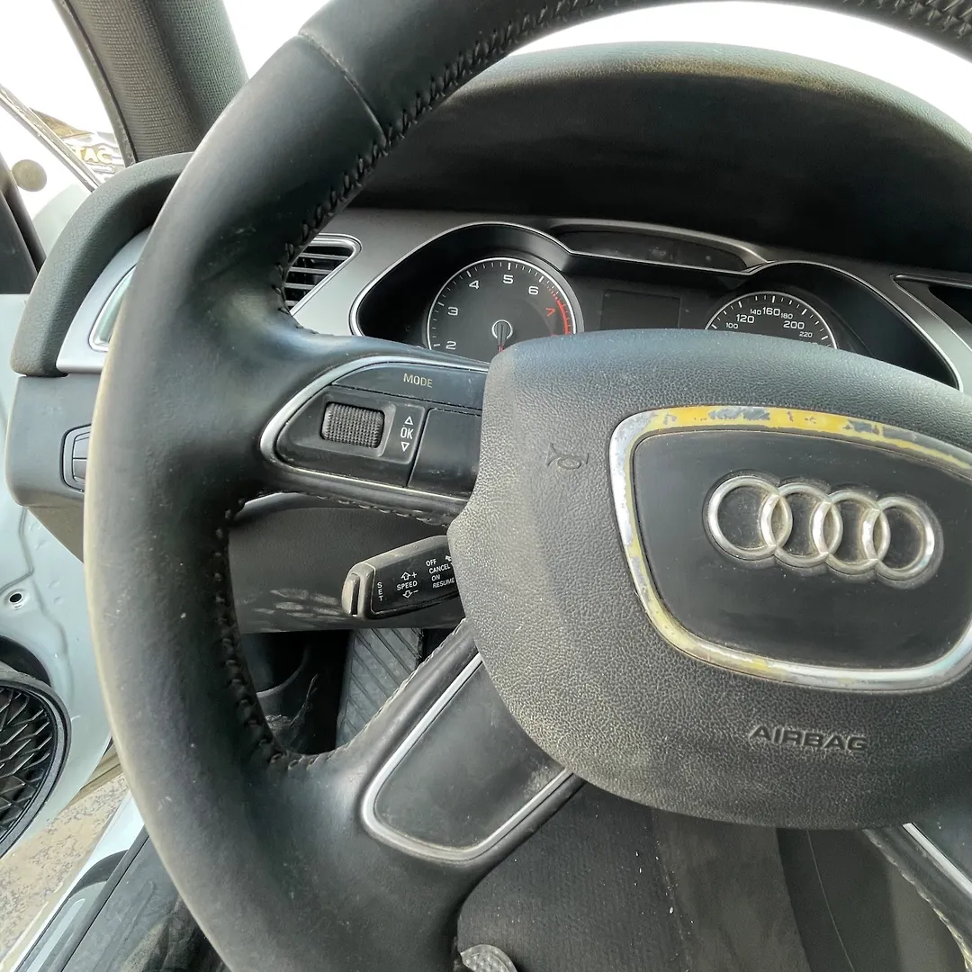 Steering wheel - 2015 Audi A4
