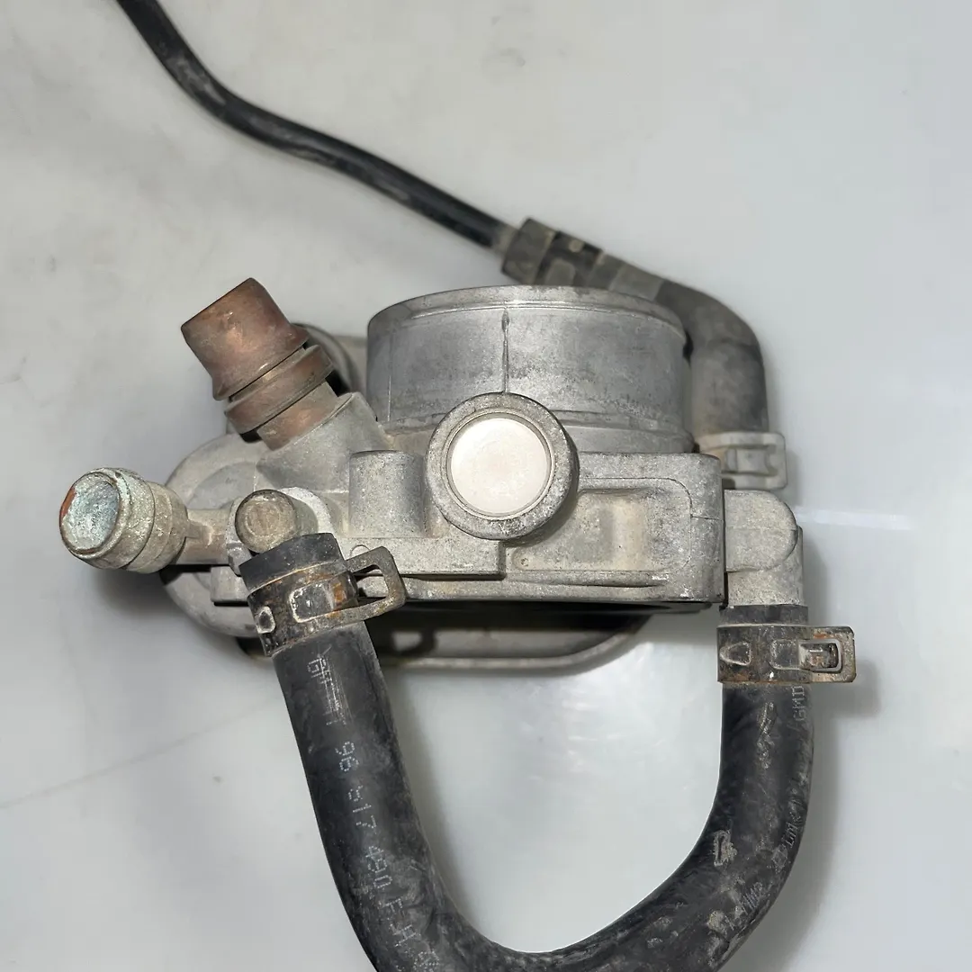 Throttle body - 2013 Chevrolet Cruze