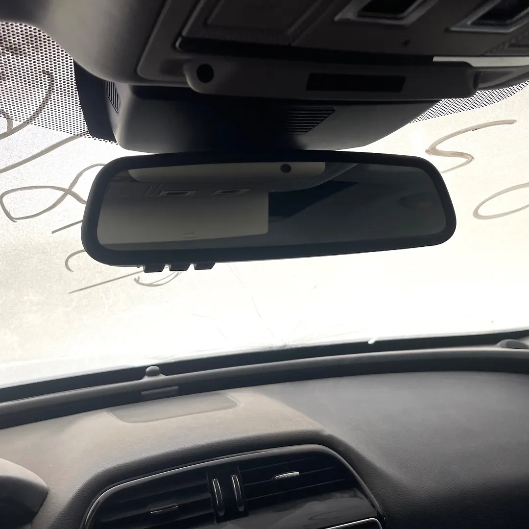 Mirror (Inner rear view) - 2017 Jaguar F-Pace