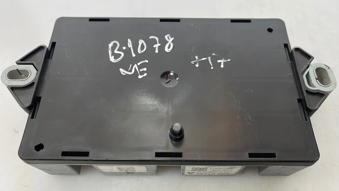 Fuse Box Panel - 2017 Jaguar F-Pace
