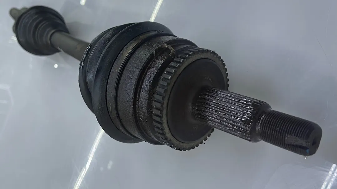 Axle(RHF) - 2013 Land Rover LR4 HSE