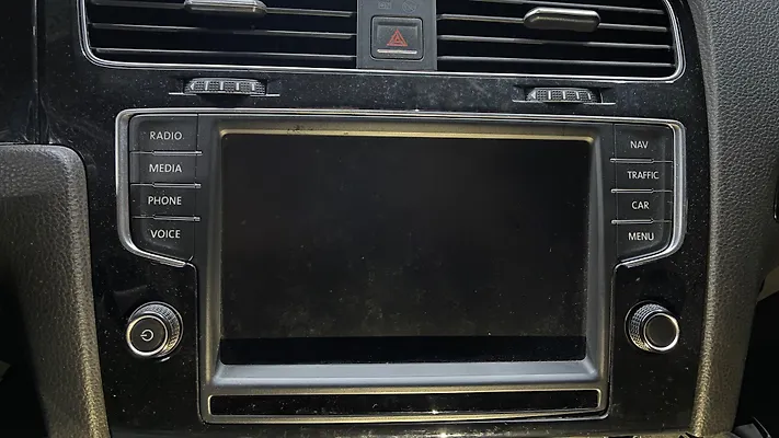 Info-gps-tv screen - 2015 Volkswagen Golf R