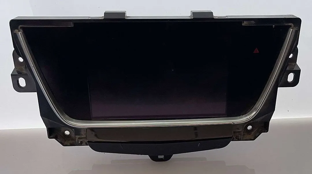 Info-gps-tv screen - 2017 Cadillac XT5