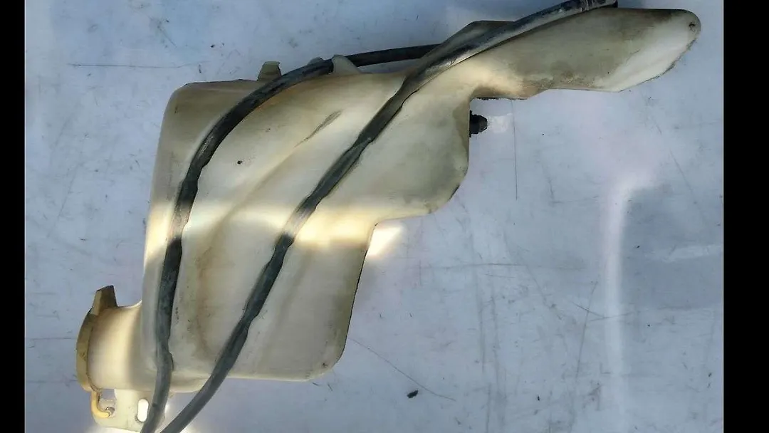 Wiper Water Bottle - 2009 Jeep Patriot