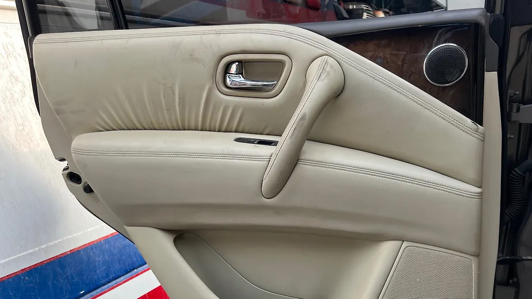 Door (LHB) - 2014 Infiniti QX80 SUV