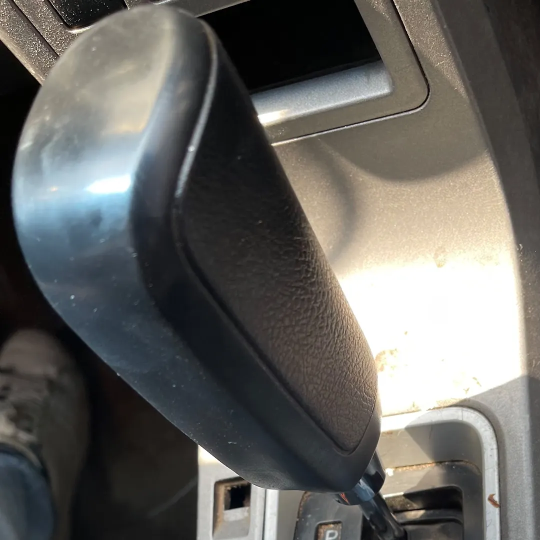 Gear Shift Knob(Automatic) - 2010 Toyota Tundra