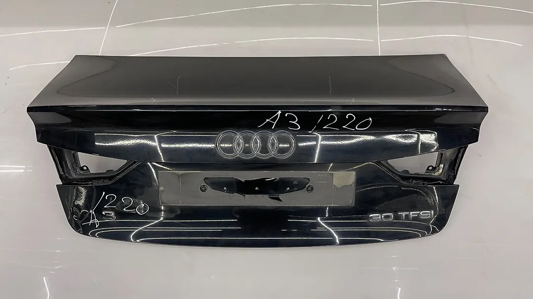 Trunk/hatch/tailgate - 2018 Audi A3