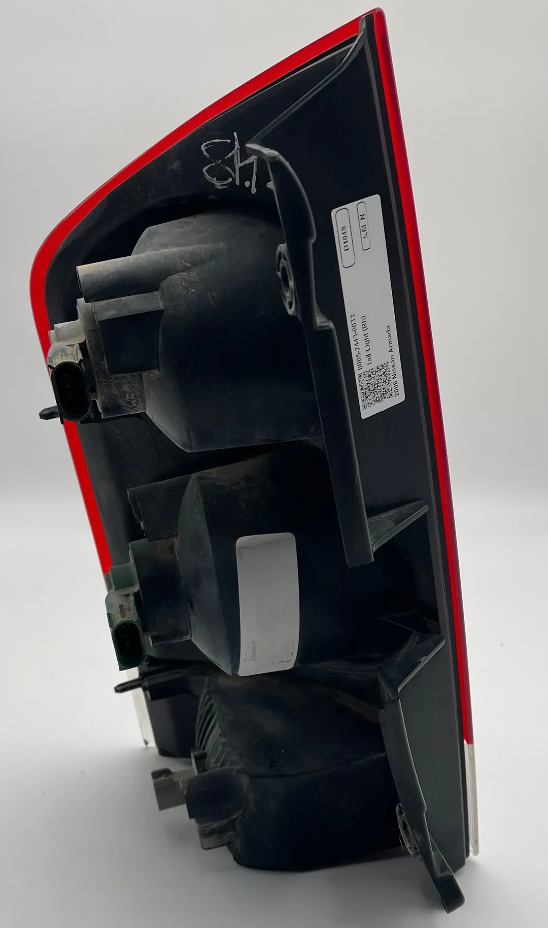 Tail Light (RH) - 2006 Nissan Armada