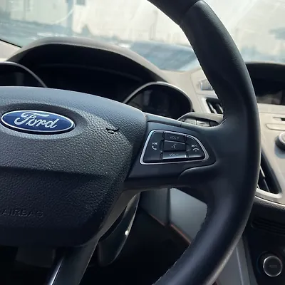 Steering wheel - 2019 Ford Escape