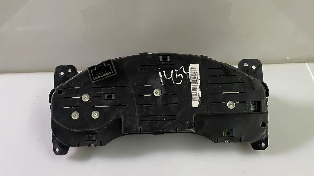 Speedometer - 2011 Cadillac SRX Luxury