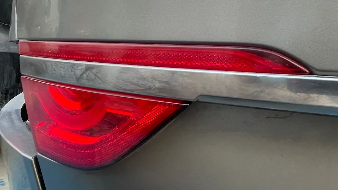 Trunk Light (LH) - 2020 Jaguar XF PRESTIGE