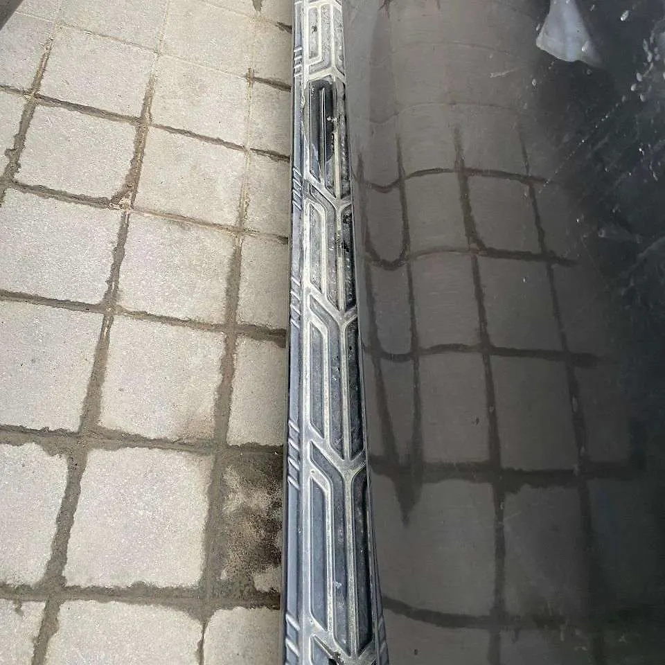 Running board - 2019 Nissan Armada