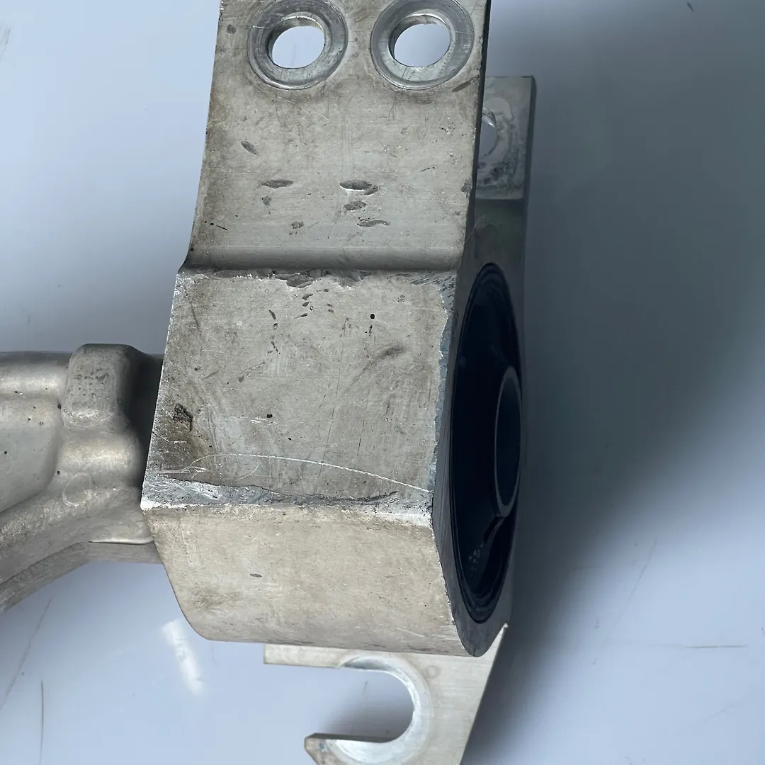 Upper arm (LH) - 2018 Infiniti QX50 2.0 Turbo
