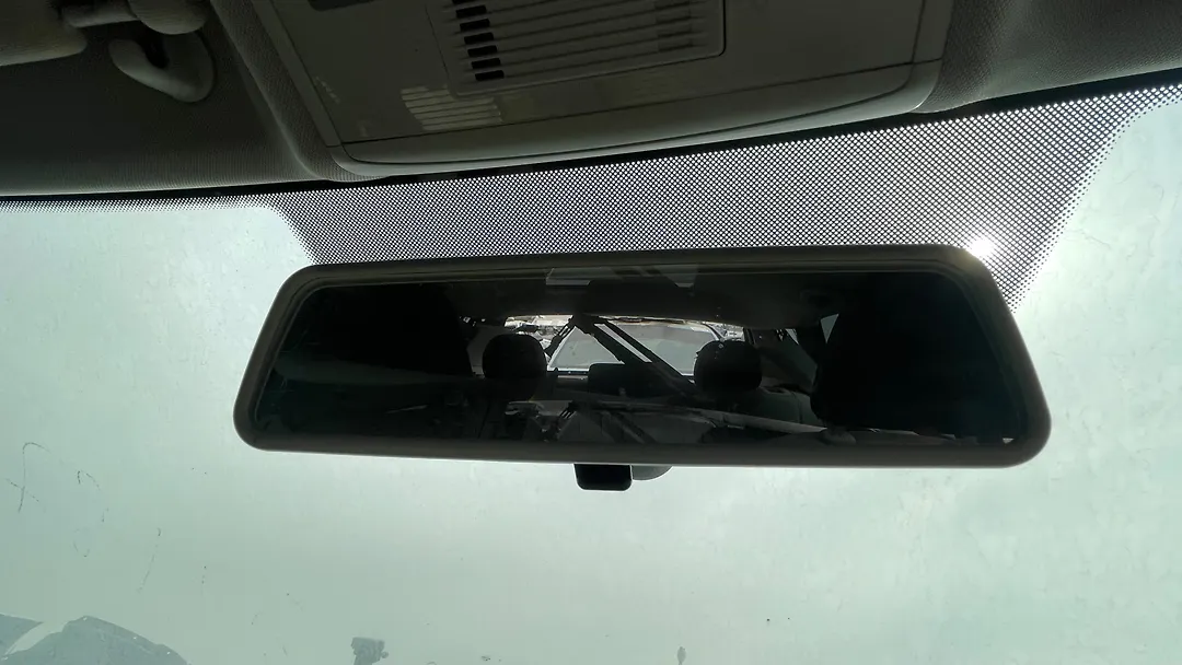 Rear view mirror - 2015 Volkswagen Golf