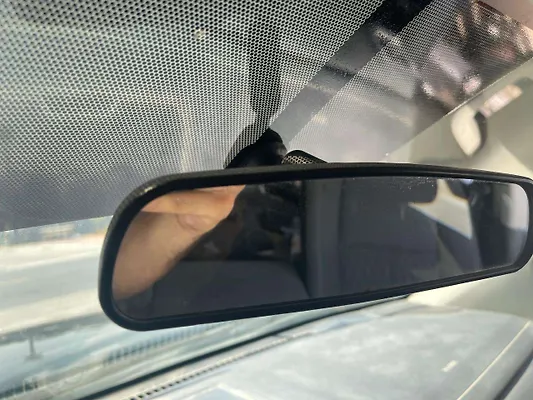 Rear view mirror - 2018 Nissan Titan