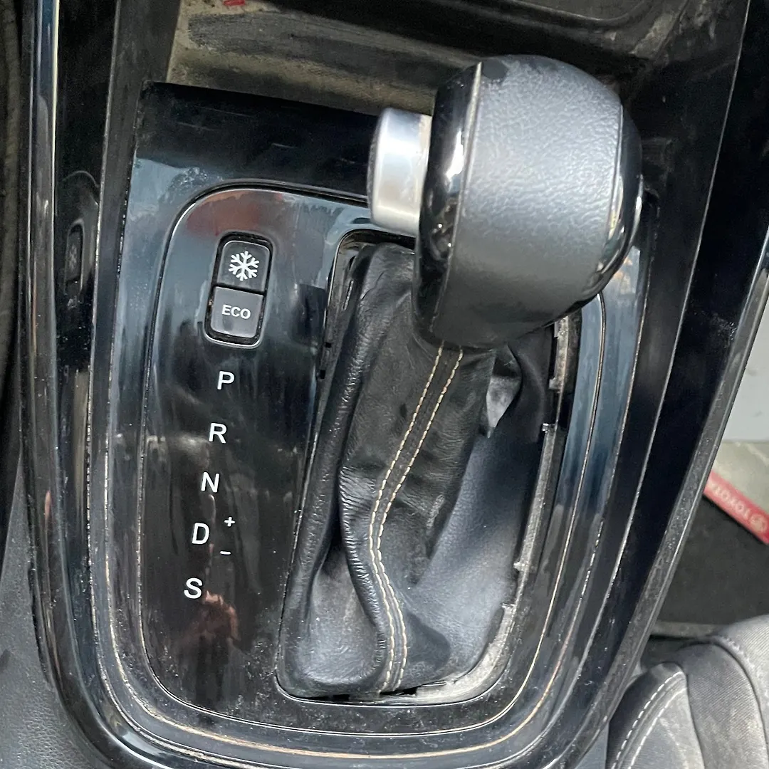 Gear Shift Knob(Automatic) - 2022 Chevrolet Captiva