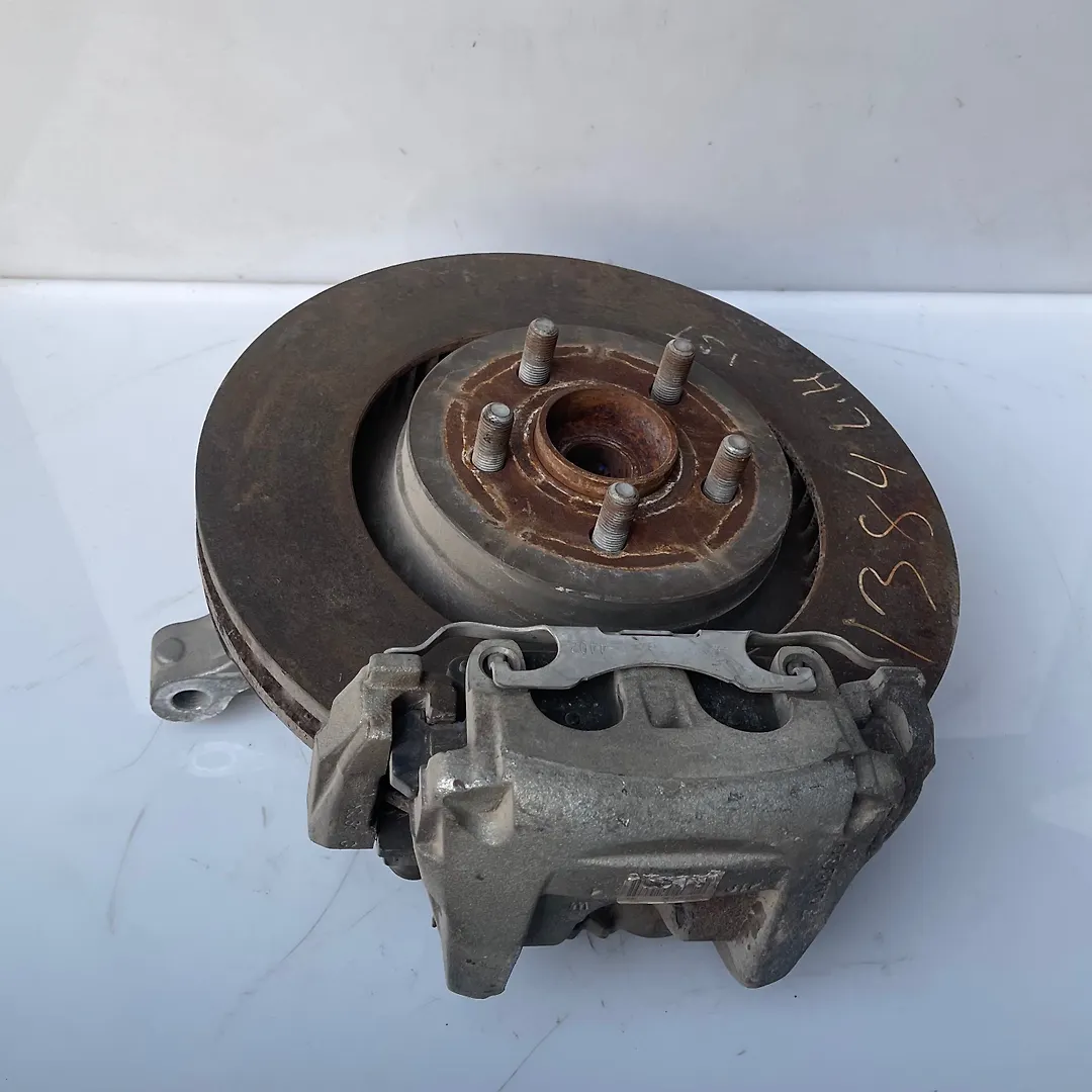 Complete Hub Assembly(LHF) - 2018 Lincoln Continental Livery