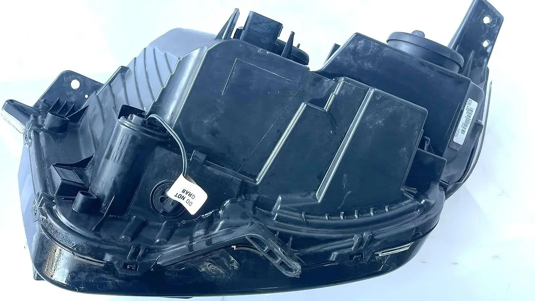 Headlight (RH) - 2016 Ford Edge SE
