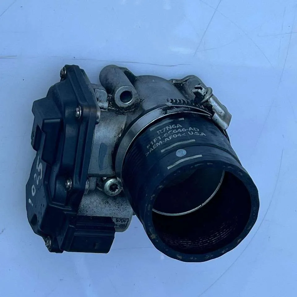 Throttle body - 2017 Ford Escape