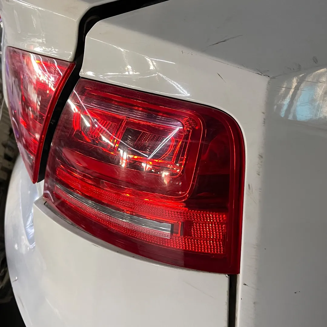 Tail Light (RH) - 2013 Audi A8