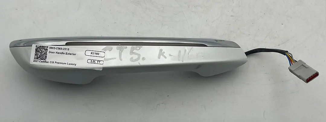 Door handle exterior - 2021 Cadillac CT5 Premium Luxury