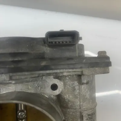 Throttle body - 2013 Nissan Pathfinder