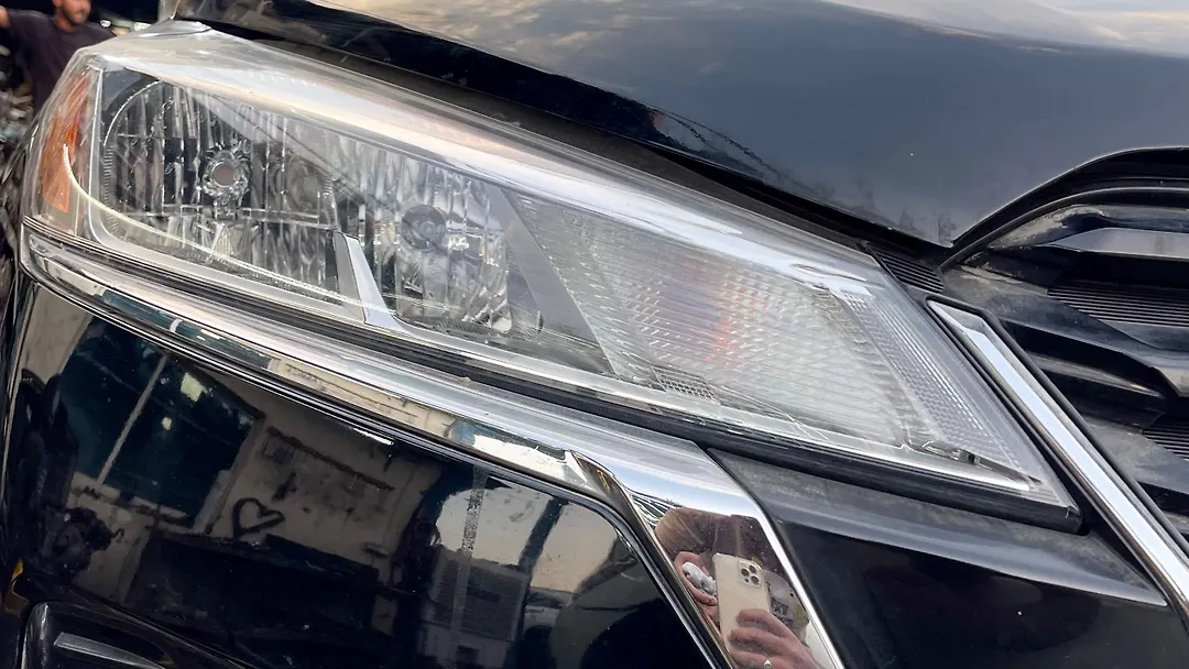Headlight (RH) - 2022 Nissan Kicks GRADE S