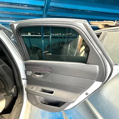 Door (RHB) - 2015 Jaguar XF