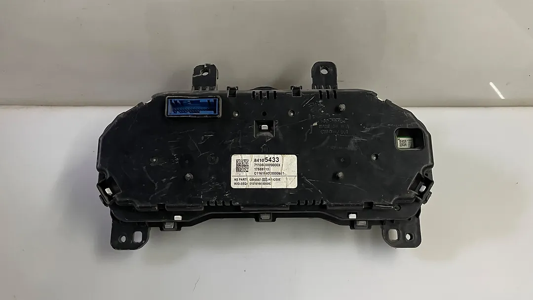 Speedometer - 2016 Chevrolet Malibu LT