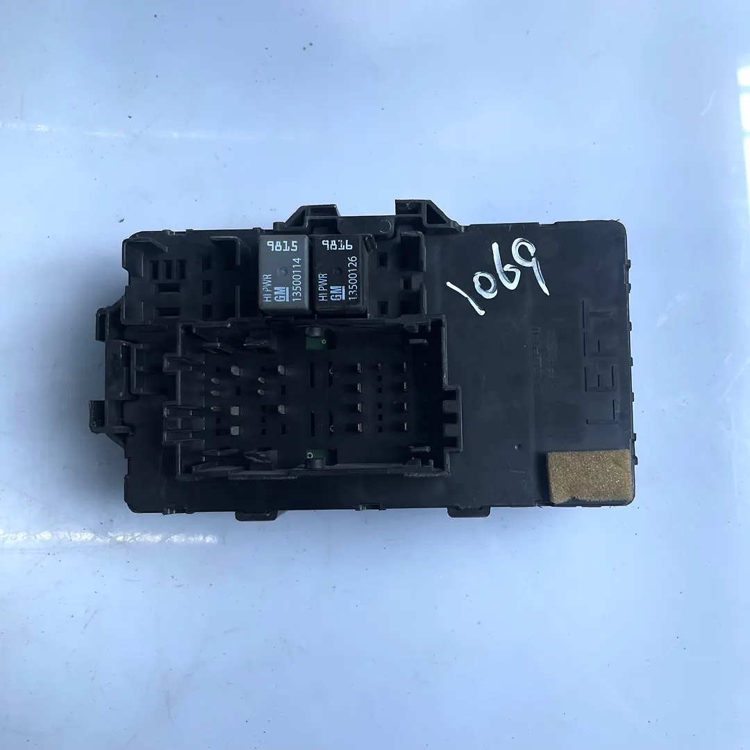 Dash fuse panel - 2015 GMC Sierra