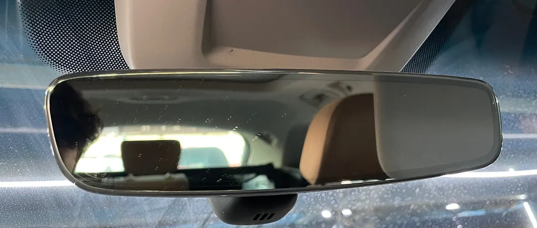 Rear view mirror - 2019 Audi Q8