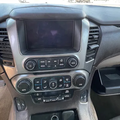 Info/GPS/TV Screen - 2015 Chevrolet Tahoe LT